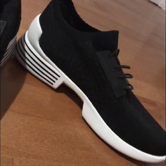 Kendall + kylie women shoes - Picture 3 of 4